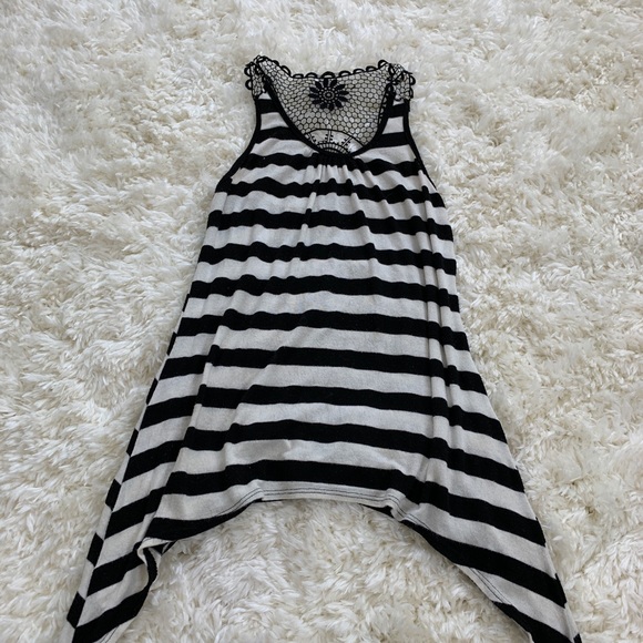 Striped flowy top size large - Picture 3 of 4